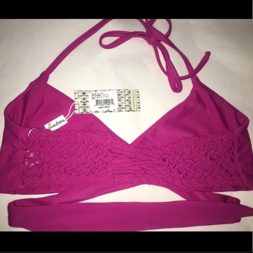 Frankie’s Bikinis Malia Top Raspberry - Picture 2 of 3